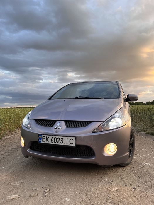 Mitsubishi Grandis 2004 автомат газ бензин