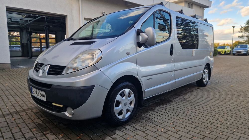 Renault Trafic Kampervan/Kamperbus specjalny kempingowy