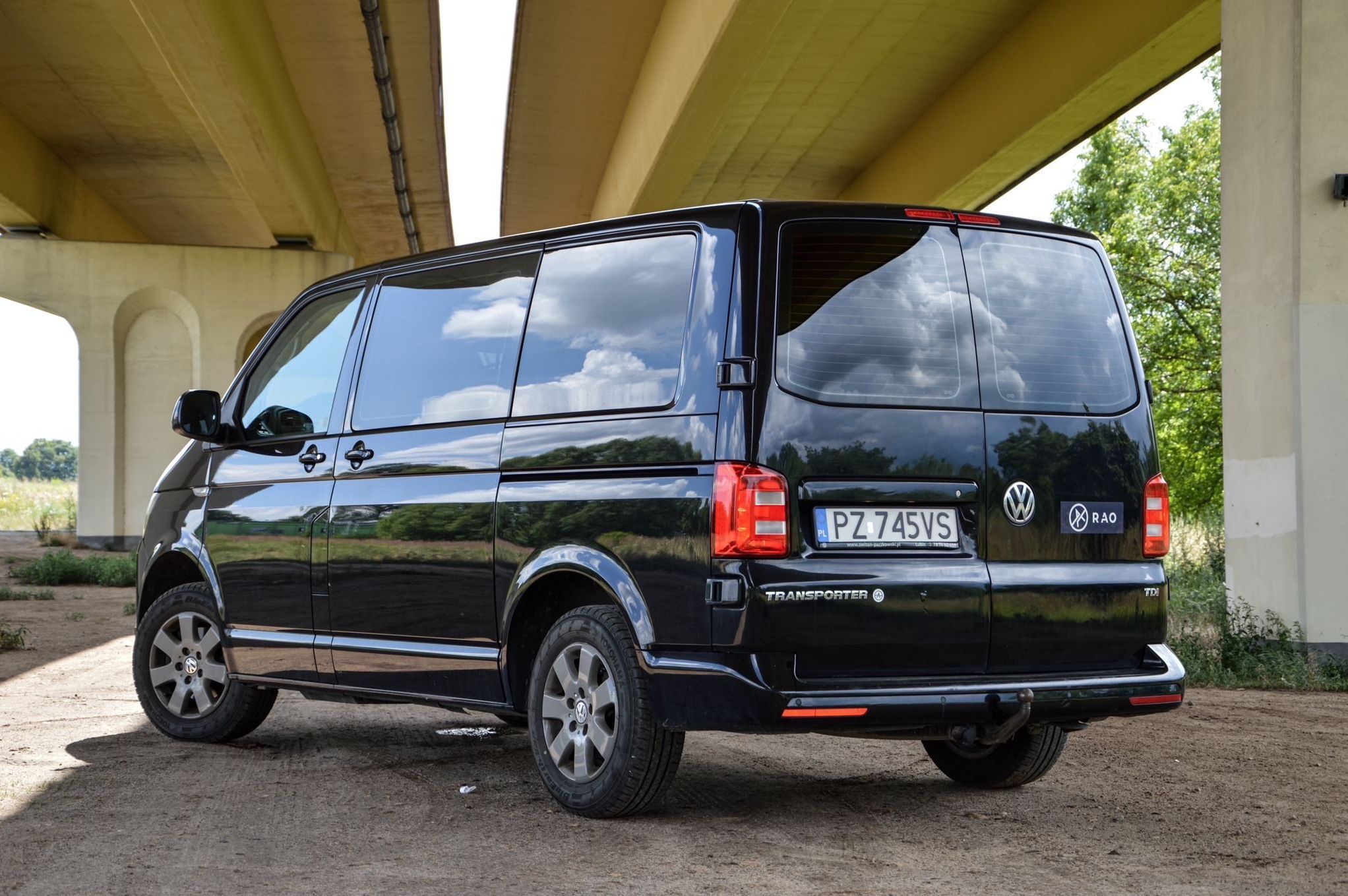 Volkswagen Transporter Transporter T6 2017r 8 osobowy Automat