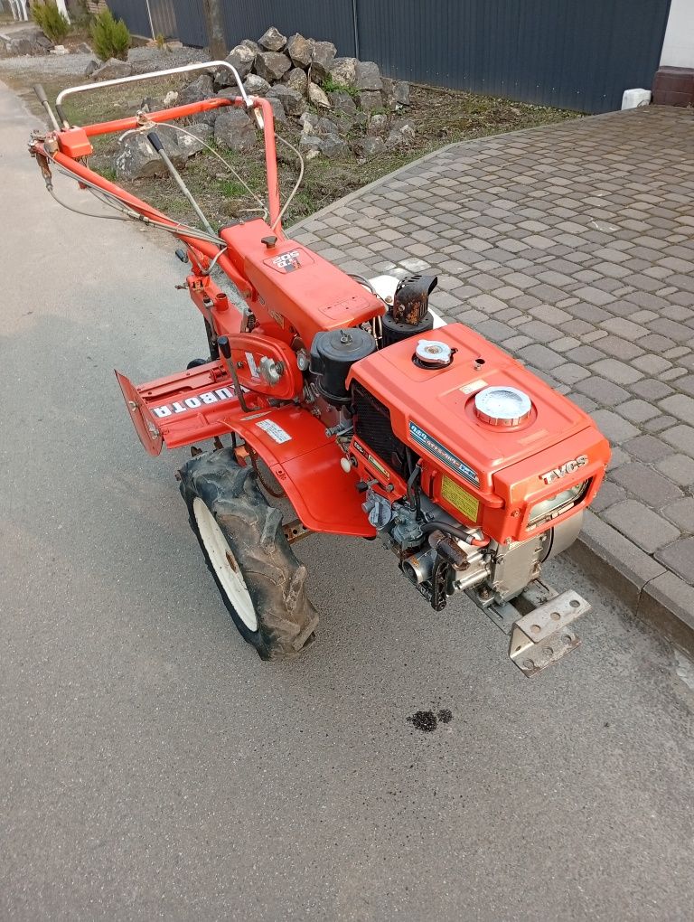 Продам мотоблок Исеки из японии