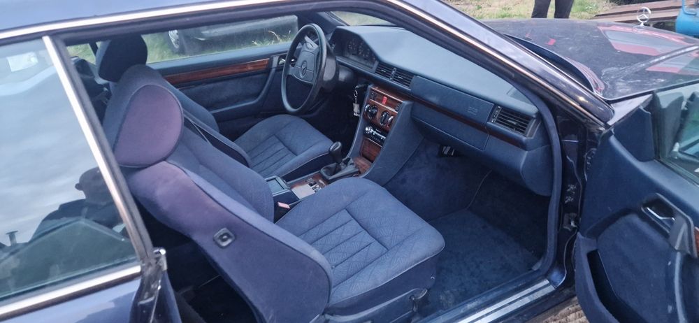 Mercedes 124 coupe