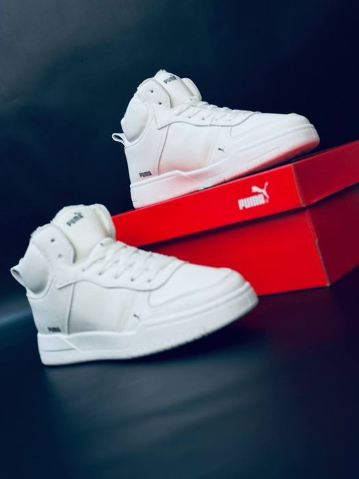 Зимние женские кросовки бренду Puma/ белые красовки на зиму пума