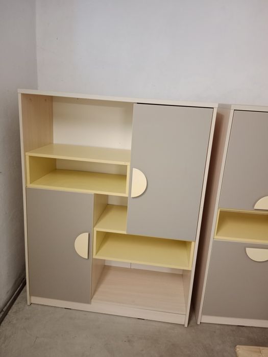 Zestaw mebli do pokoju dziecięcego