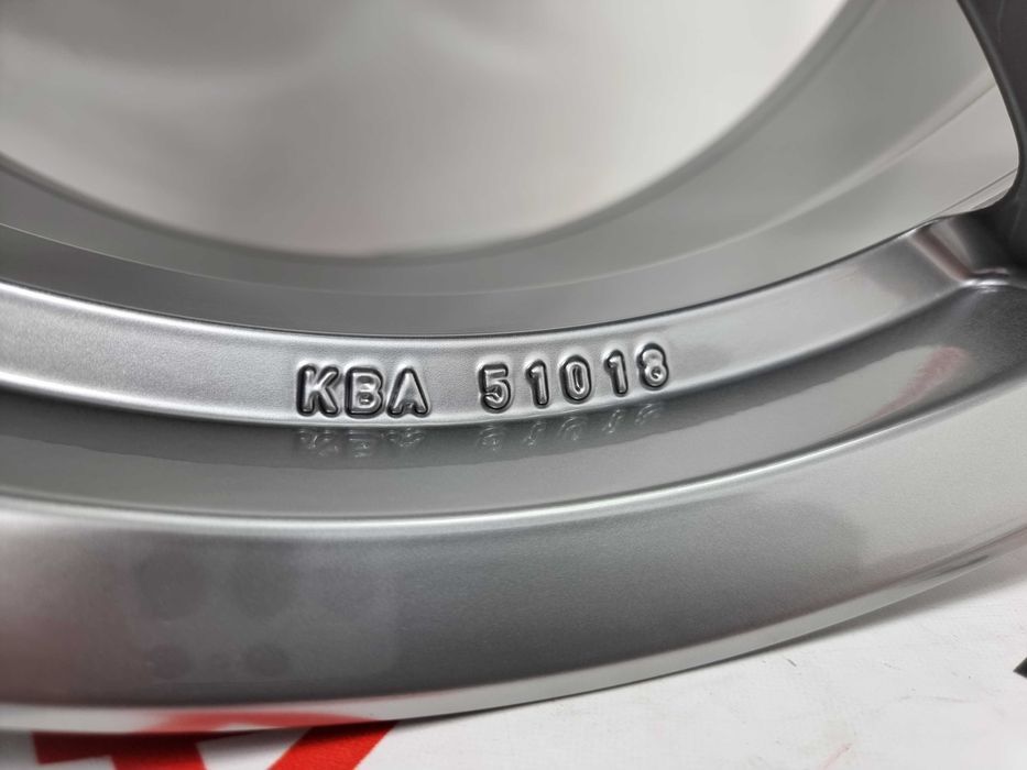 NOWE alufelgi MERCEDES 18" C-Klasa E-Klasa CLA GLC Grafitowe