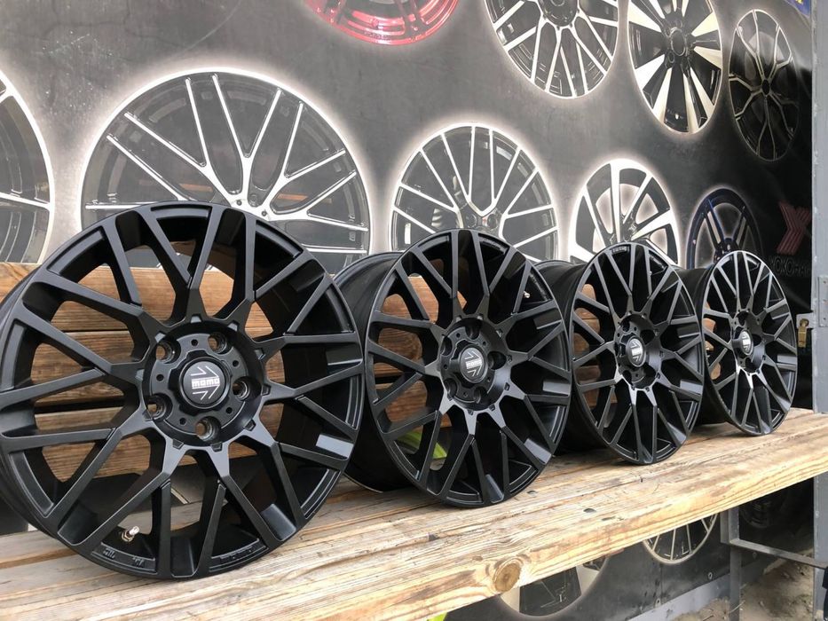 777 R16 5/114,3 диски MOMO в отличном состоянии