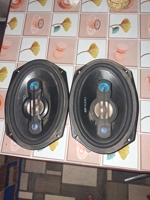 Продам  колонки Овали