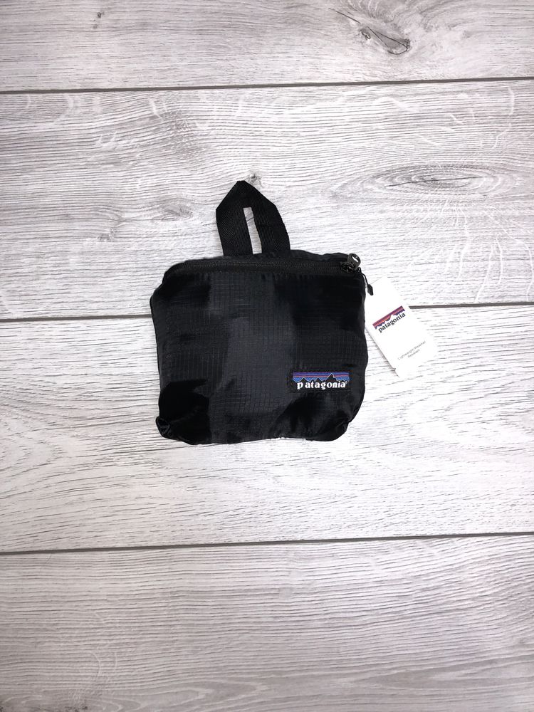 Сумка мессенджер Patagonia Lightweight Travel Courier Oakley Bag 15L