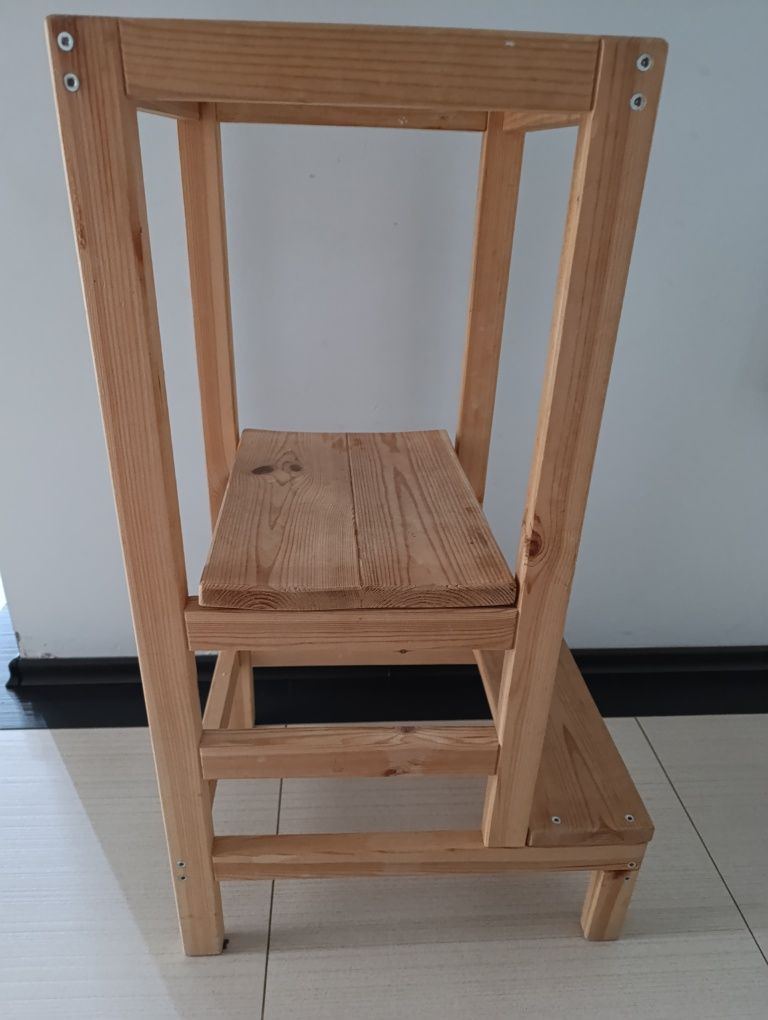Kitchenhelper stołek do pomocy w kuchni
