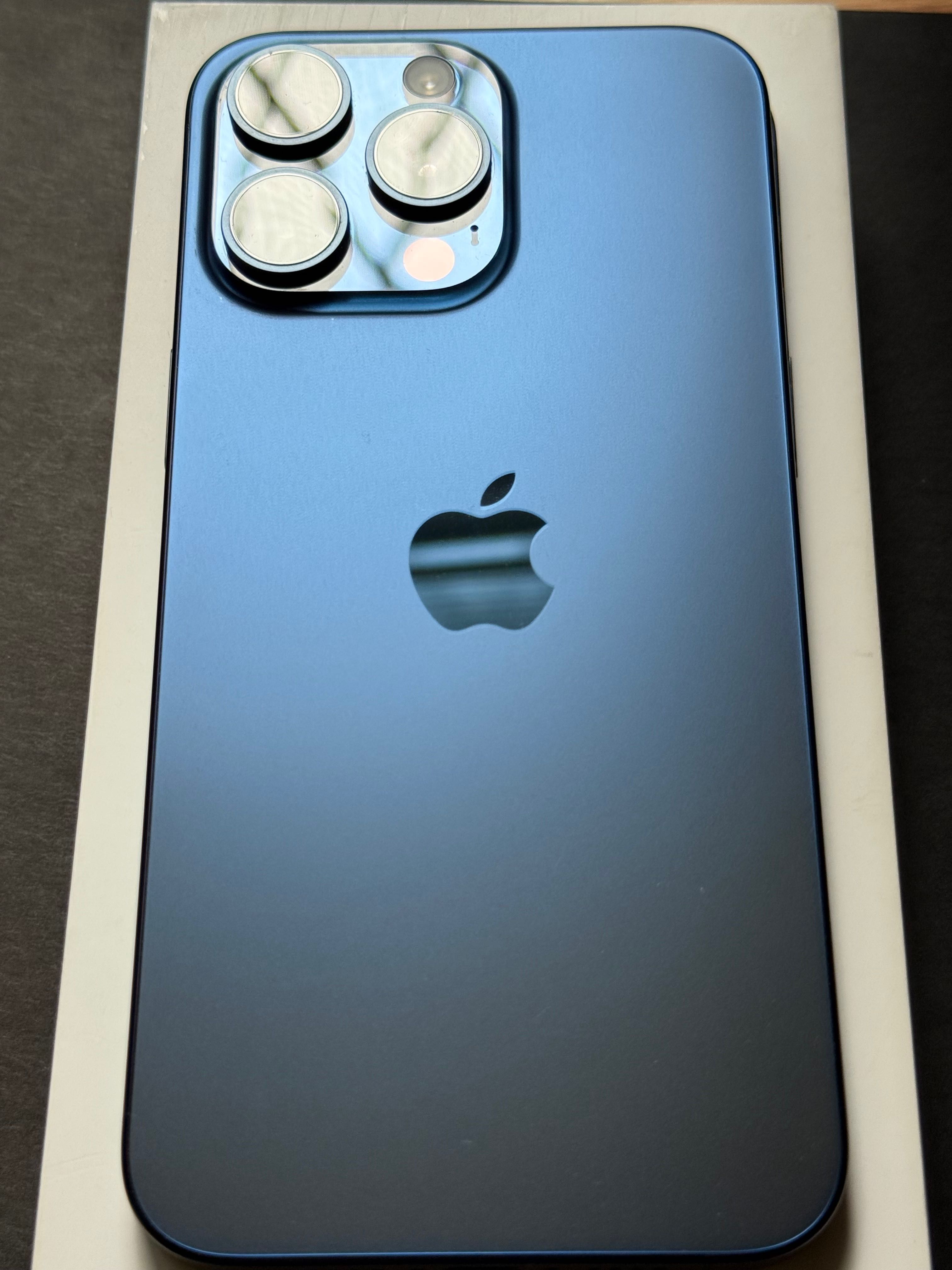 iPhone 15 Pro Max 256 Blue Titanium
