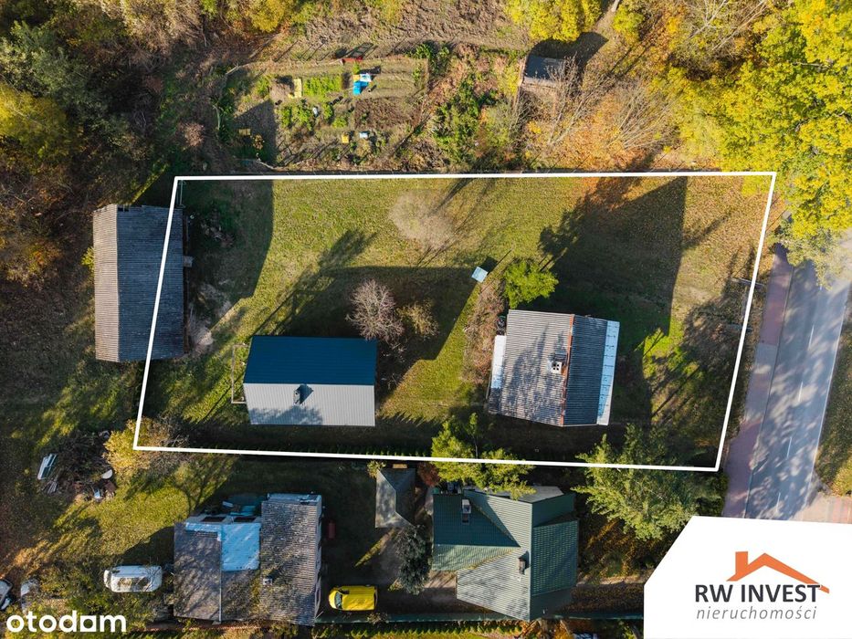 Dom 90 m² na dużej działce 1685 m² w otulinie lasu/Media w działce