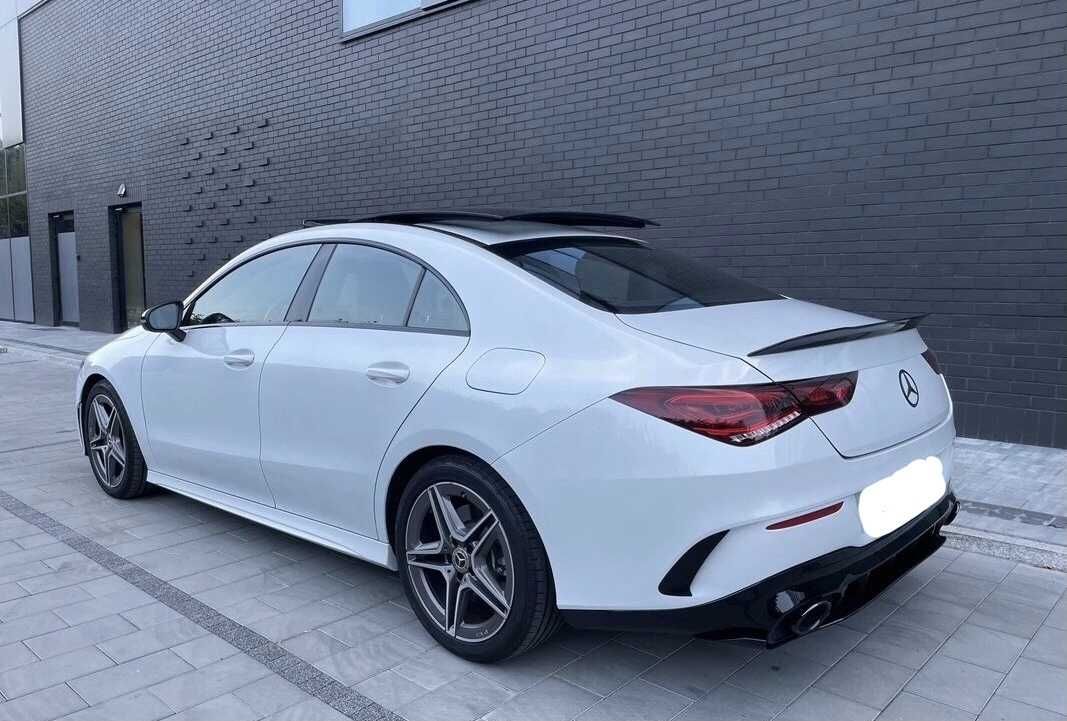 Mercedes-Benz CLA 250 7G-DCT AMG Line