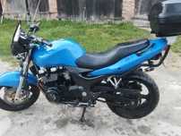 Motocykl Kawasaki ZR7