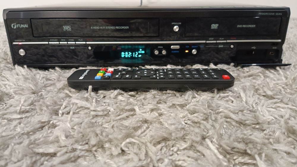 Magnetowid  Nagrywarka HDMI VHS DVD FUNAI WD6D-D4413DB Hi-Fi 6gł.pilot