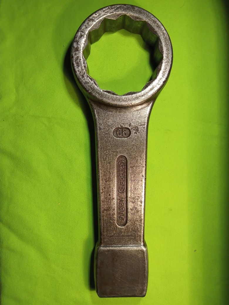 Klucz pobijany oczkowy Gedore 65 mm