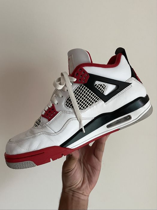 Nike Air Jordan 4 Retro Fire Red 2021