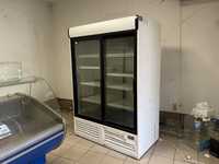 Холодильна шафа вітрина Холодильник Juka