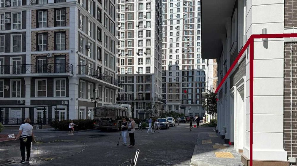 Кутовий Cупер-фасад на площу, 50 кв.м, ЖК Нова Англія, Максимовича