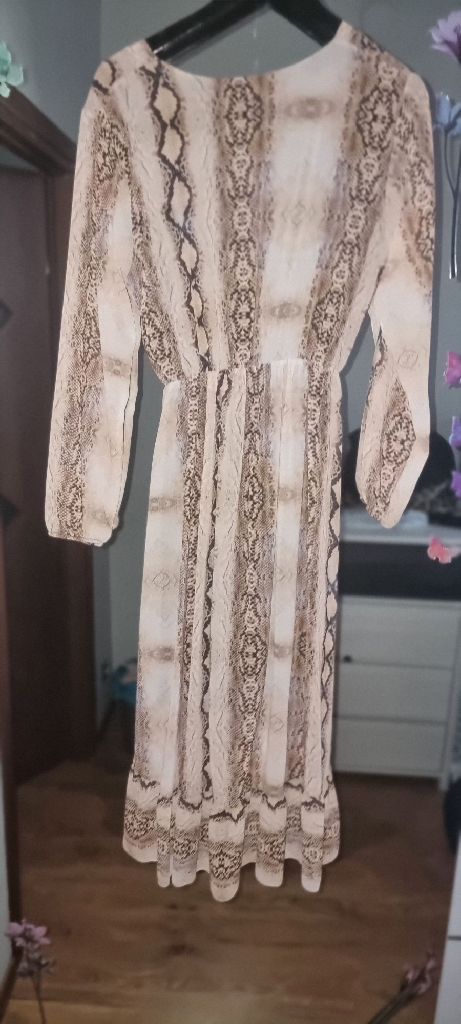 Sukienka print wężowy
