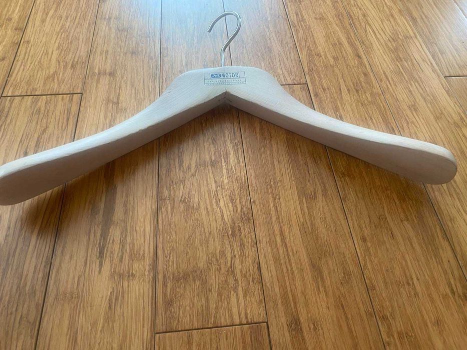 Вішаки, тремпеля дерев'яні вир-во Туреччини комплект 10 од.