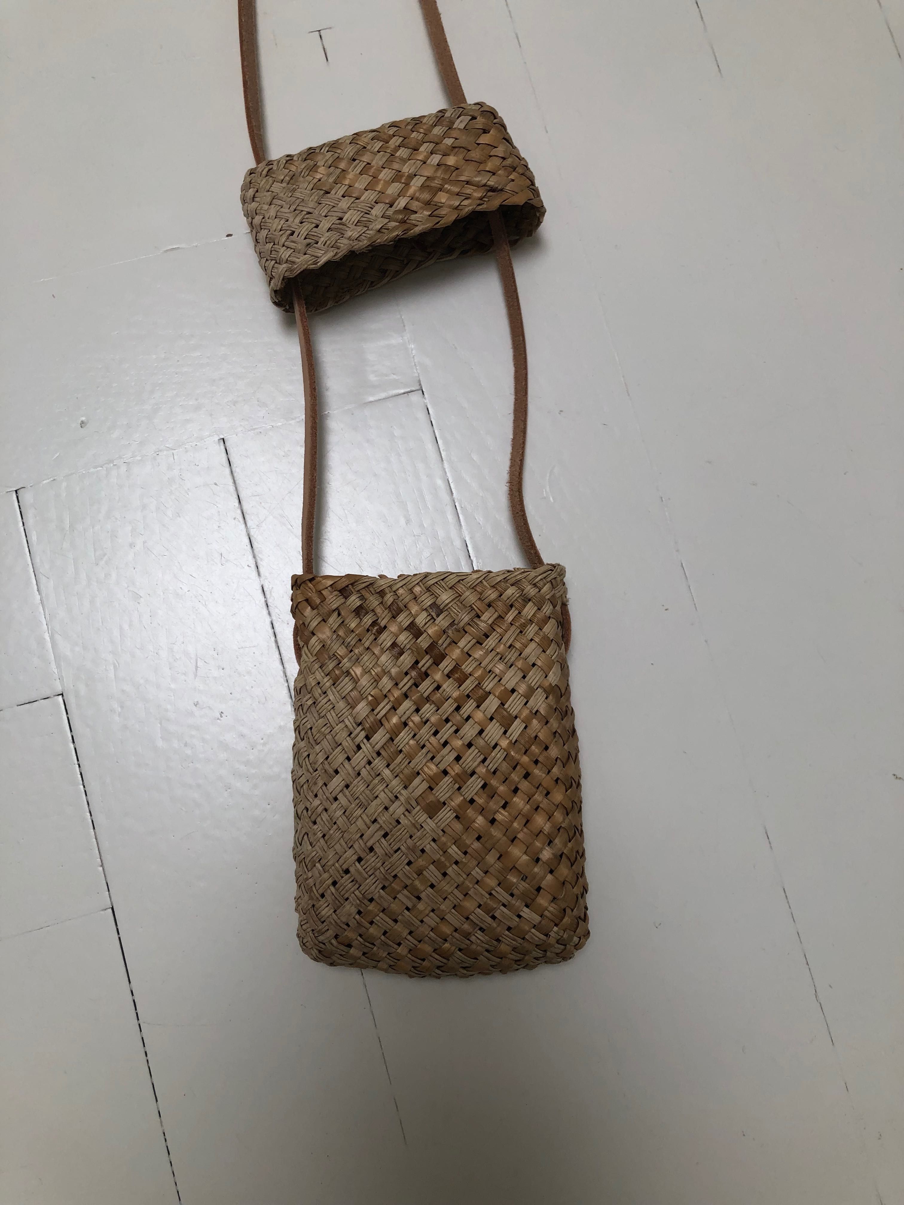 Torebeczka etui z rafii