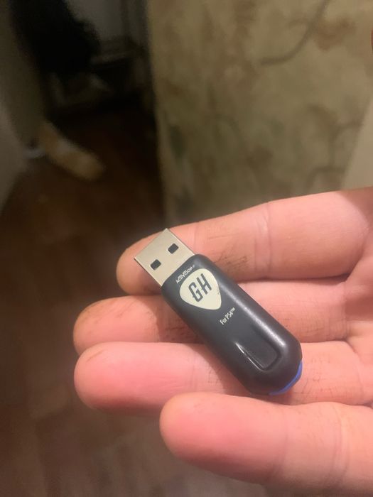 Guitar hero live ps 4 ps 5 (гітара + адаптер + гра)