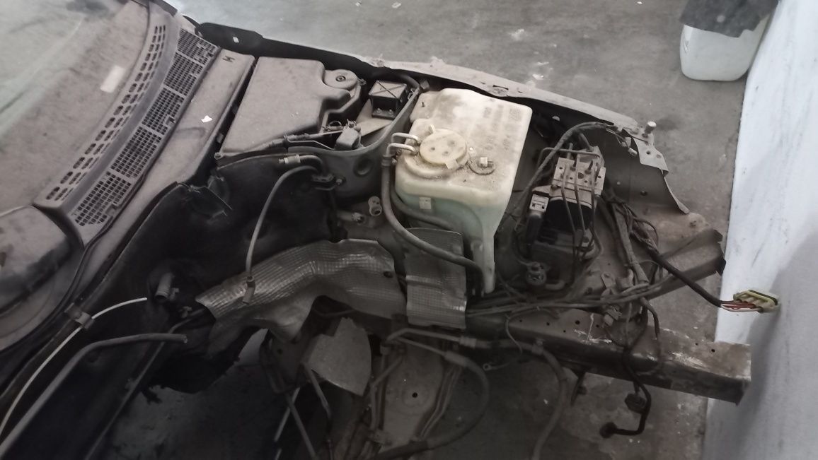 Mercedes-Benz CLK 320 W208 Para peças