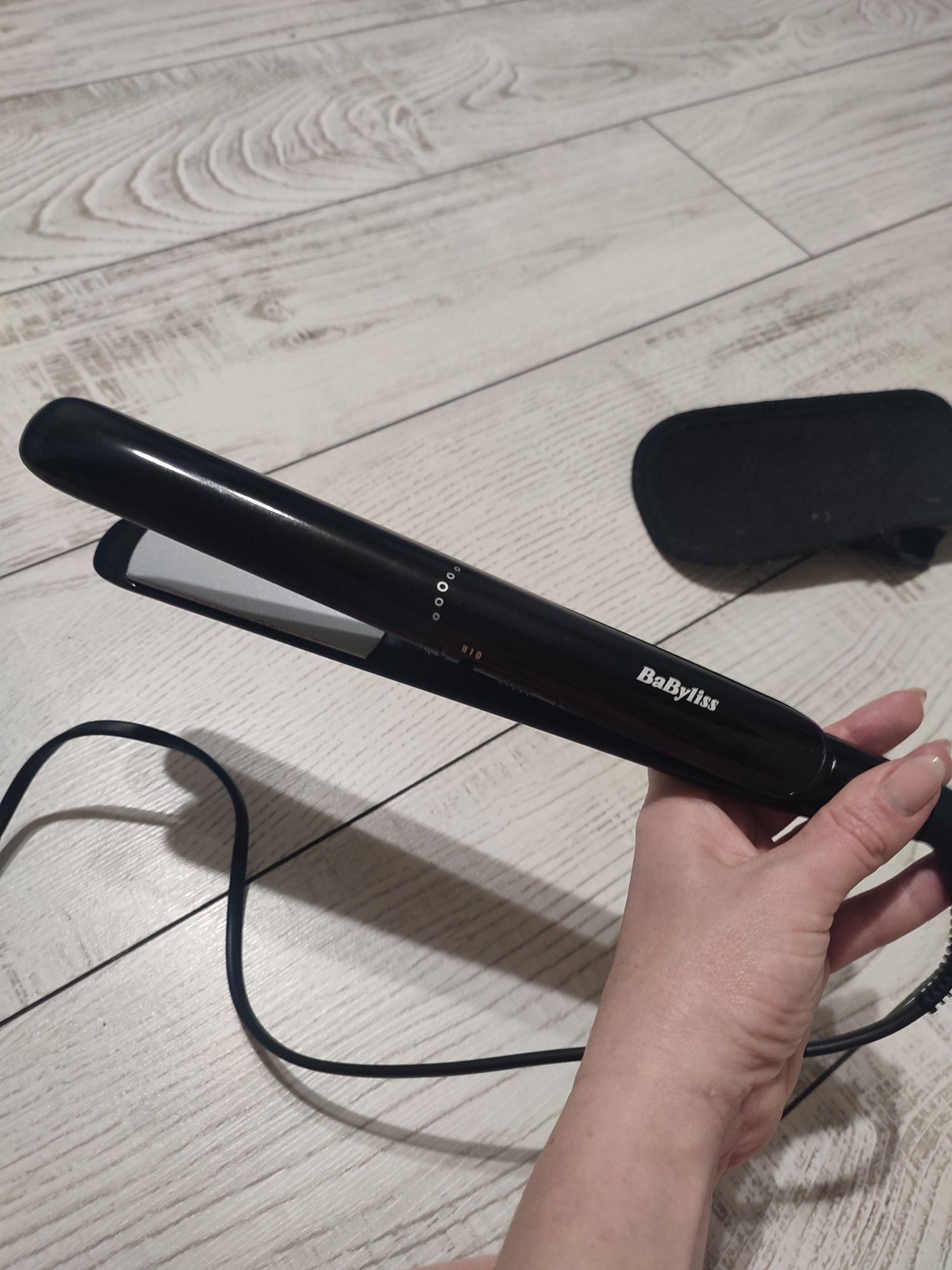 Продам стайлер утюжок для волосся Babyliss