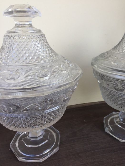 Par Compoteiras em vidro cristal incolor -- Antigos