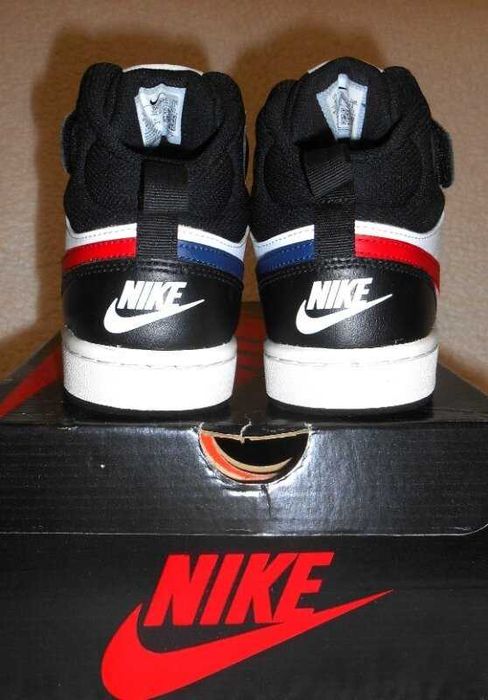Nike, р.36 (ст.23 см) оригинал кроссовки хайтопы кожа