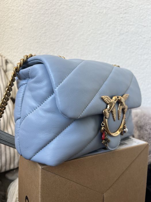 Сумка pinko оригінал, блакитна з прикрасами. love mini puff maxy quilt