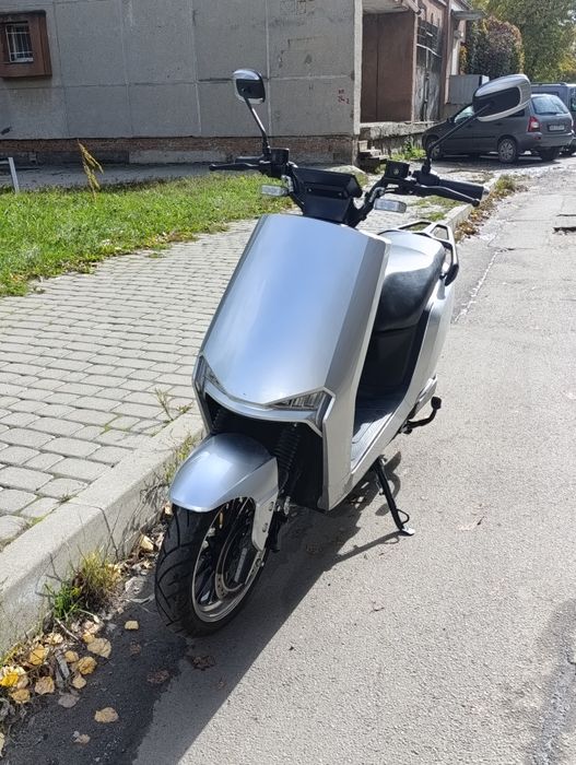 Електроскутер Aima M4 2000w Li-ion (Відходить контакт мотору)