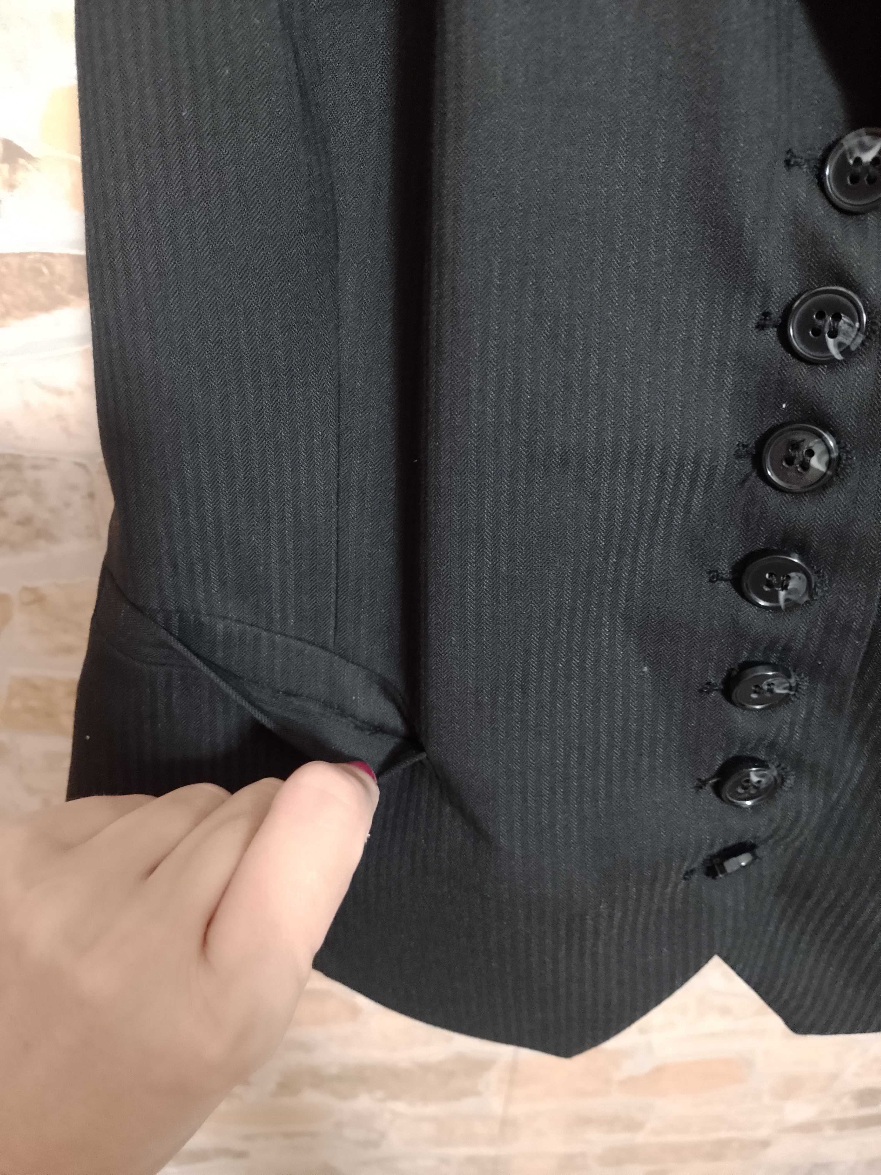 (38/M) H&M/ Czarna kamizelka garniturowa z Wiednia