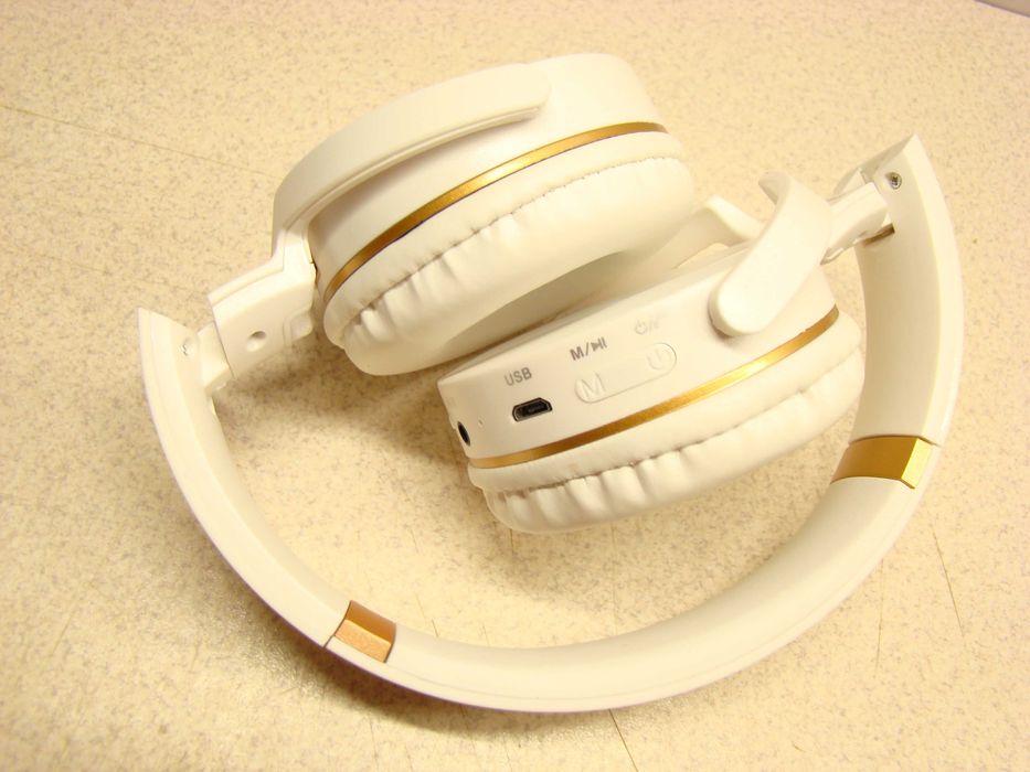 Słuchawki nauszne bezprzewodowe bluetooth lekkie mp3 radio składane