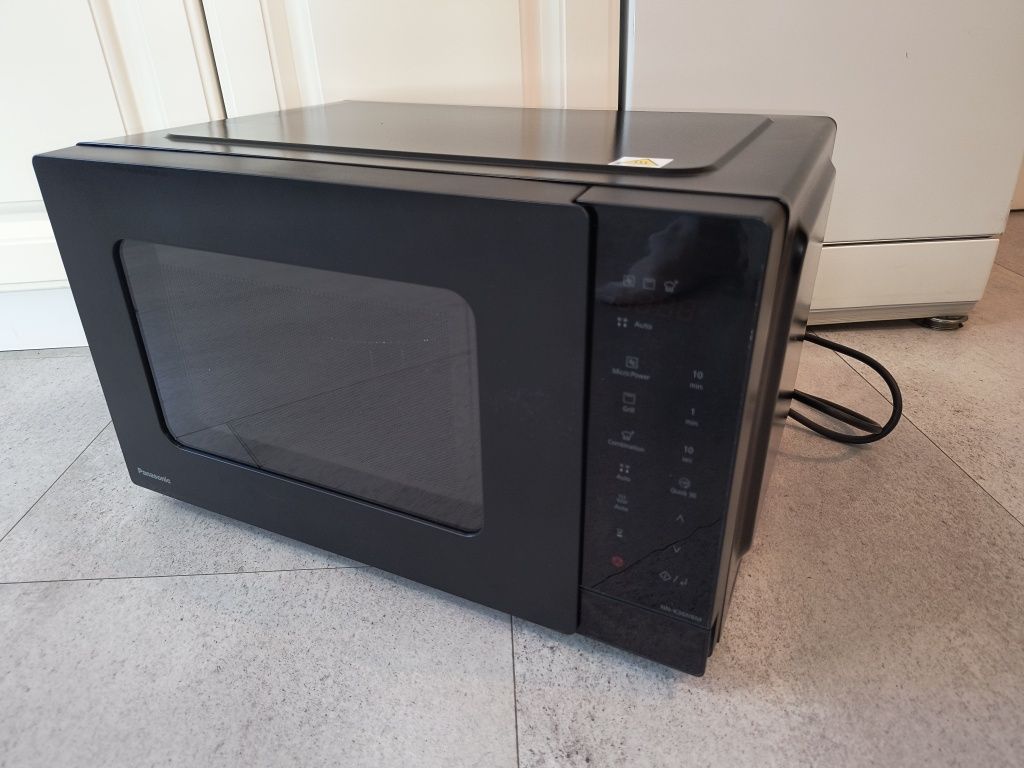 Kuchenka mikrofalowa Panasonic