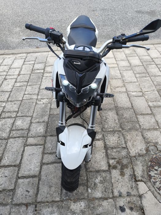Benelli TNT 125.