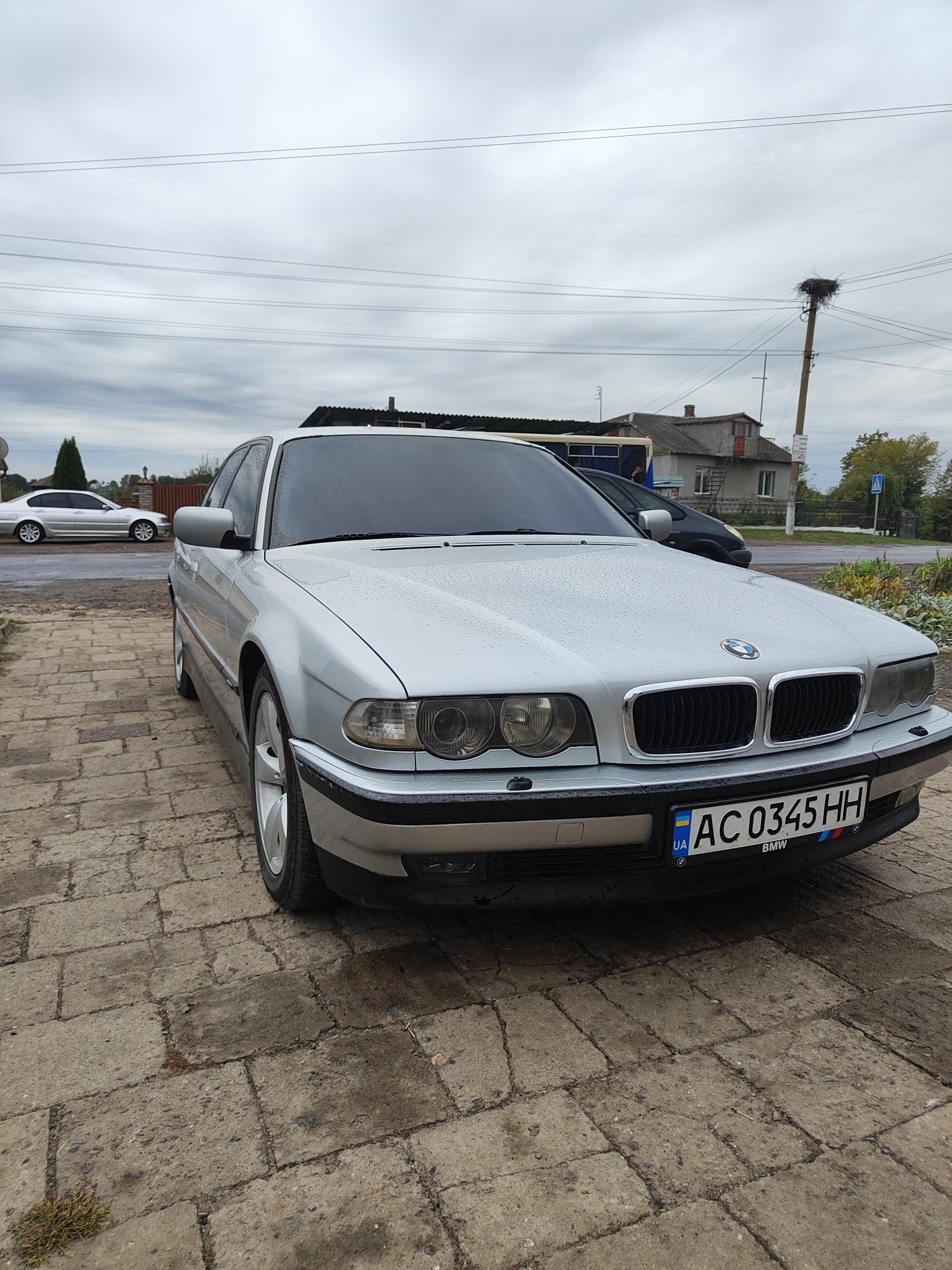 Продам бмв 7 е38