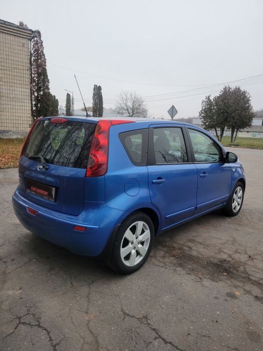 Nissan Note 2007 1.6 автомат