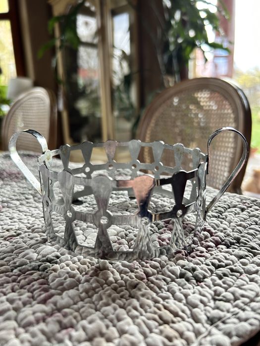 Koszyczek na cukierniczkę metalowy z PRL