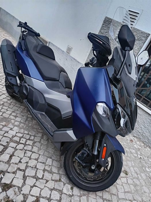 SYM modelo TL 500CC