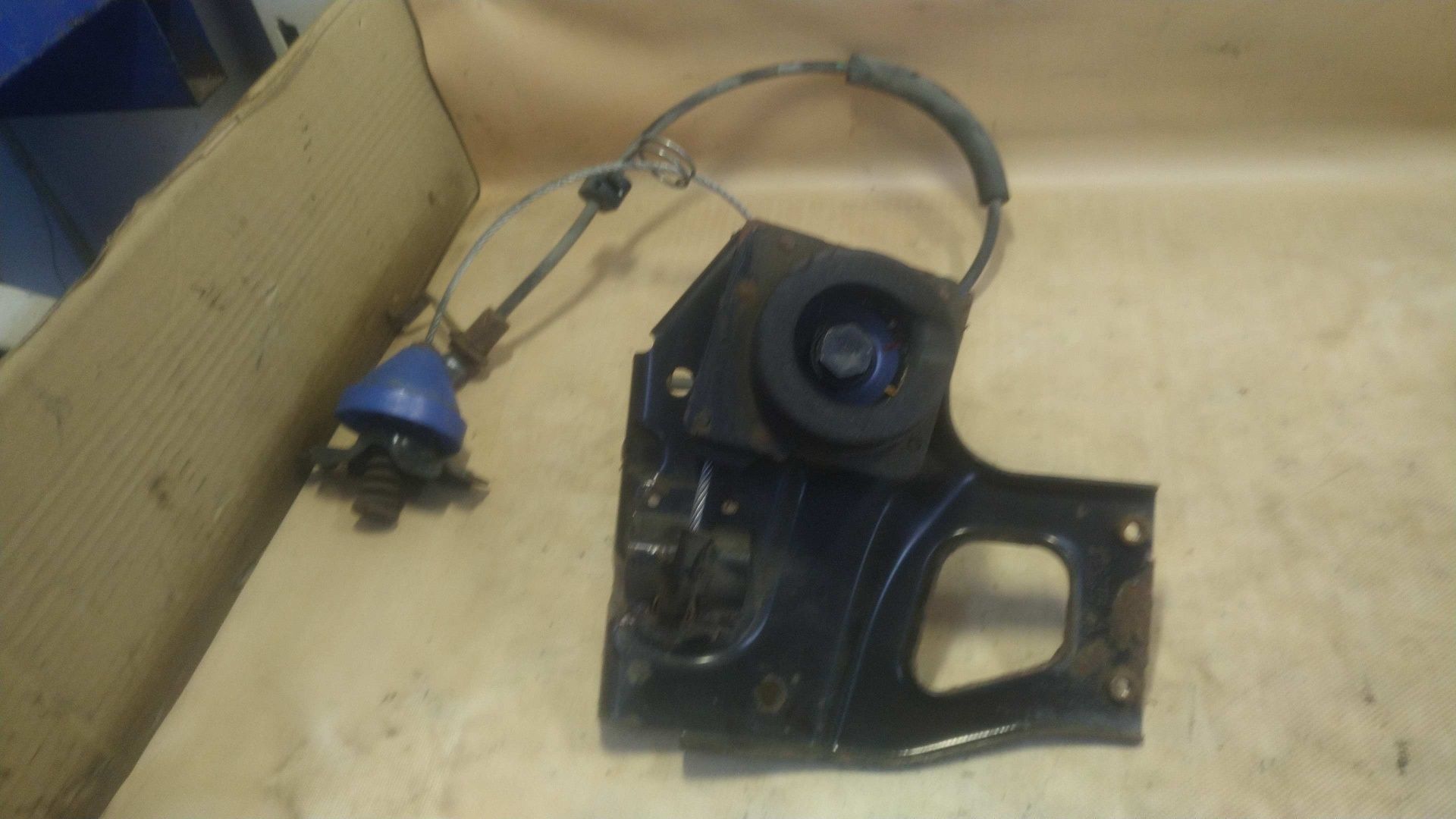 ) S-Max Mk2 winda koła zapasowego
