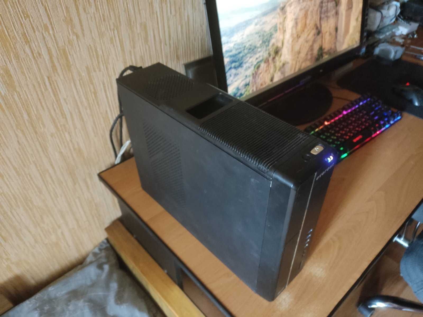 Компьютер Intel i3-8100 (4x3,60) ,DDR4 (8Gb),SSD 120 Gb,HDD 250 Gb