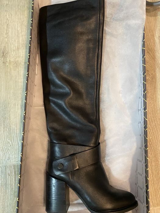 Продам зимові ботфорти чоботи, шкіра.