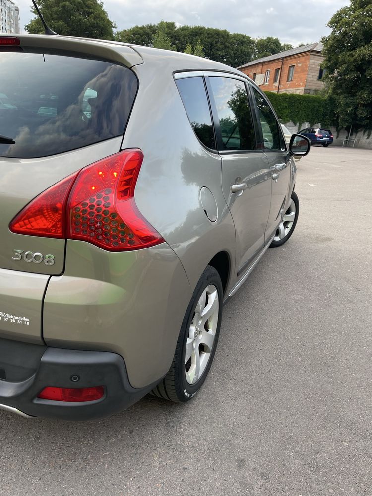 Peugeot 3008 1.6 дизель