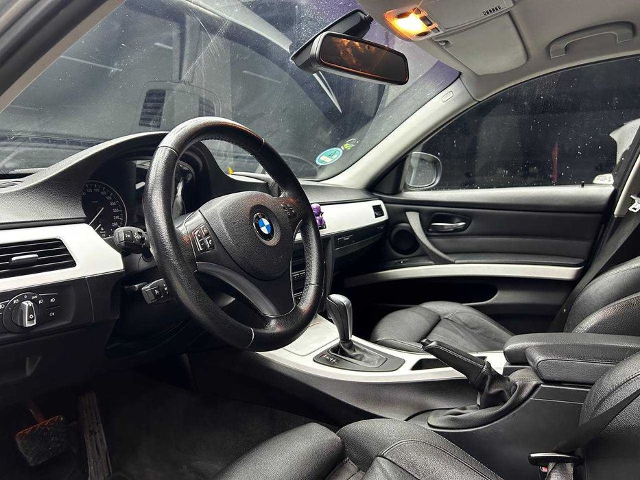 BMW 320 d 2011 року