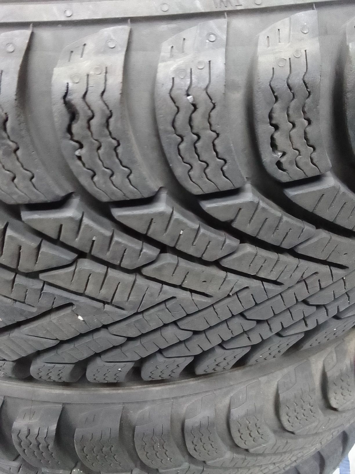 4 Opony zimowe 185/65r15 PIRELLI 6.5mm