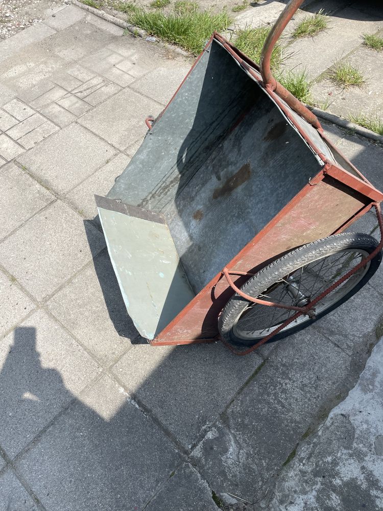 Wózek transportowy -ogrodowy