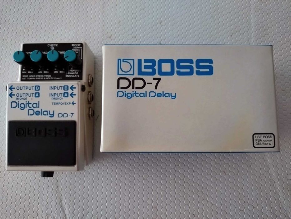 Pedal de Delay Boss DD-7