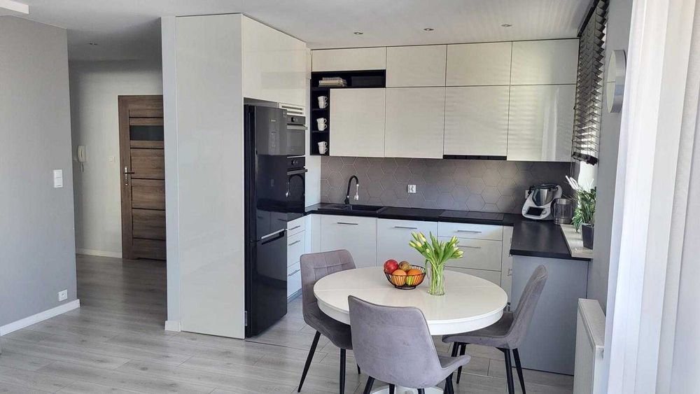 Mieszkanie 3 pokojowe, winda, garaż zamykany!