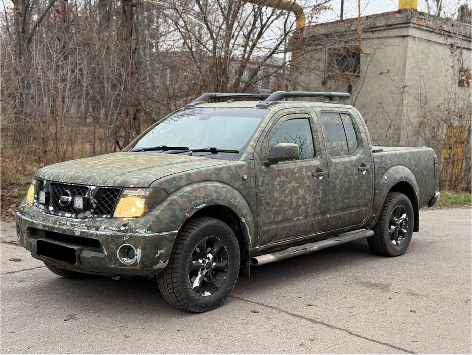 Nissan Navara D40 2007 год авто для ЗСУ
