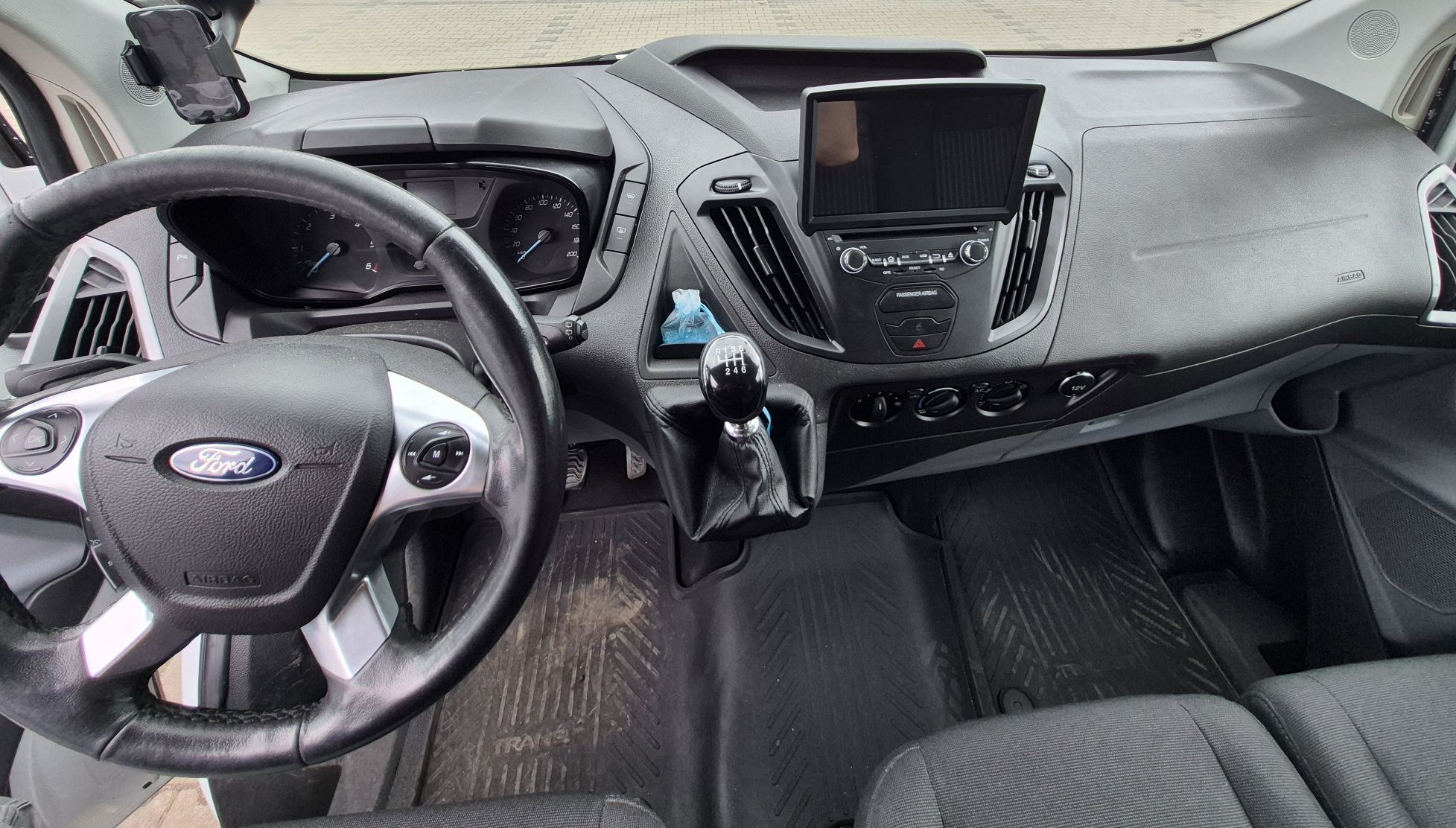 Wypożyczenie Wynajem Bus 9 os Siedlce Ford Custom